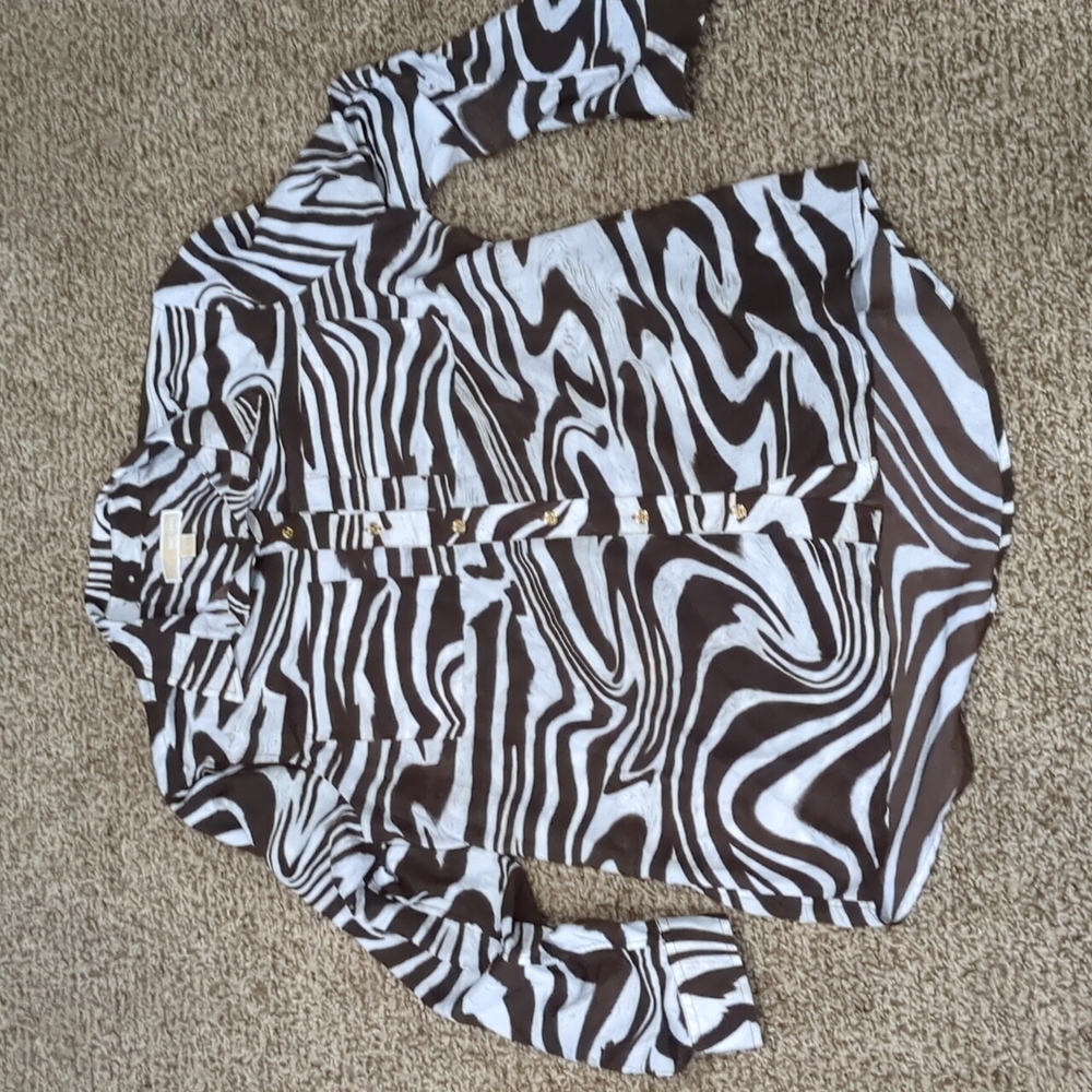 3/$30 Michael Michael Kors brown zebra print flowy button up shirt large